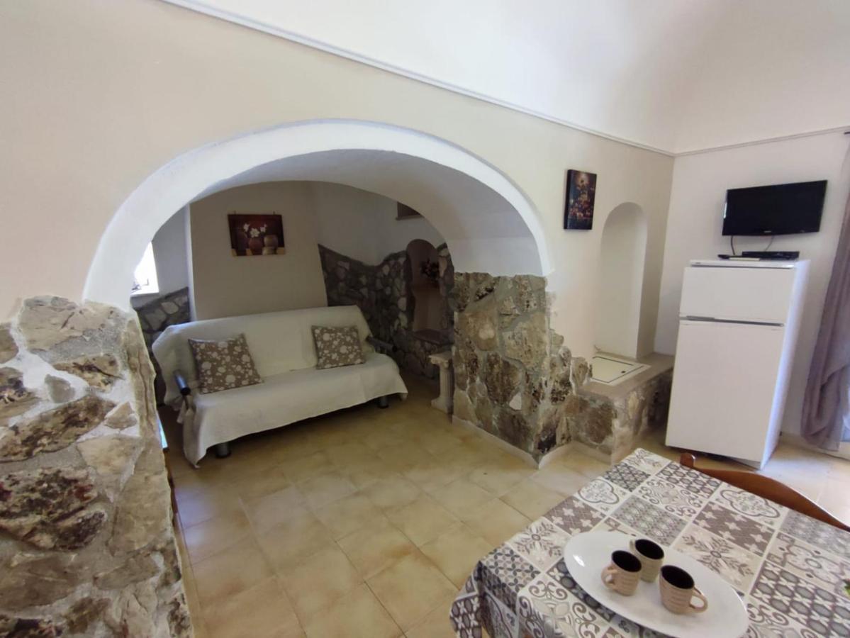 Villa Rosy Весте Екстериор снимка